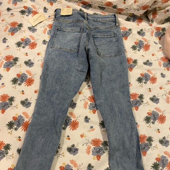 women’s target jeans-00 - Picture 4 of 5